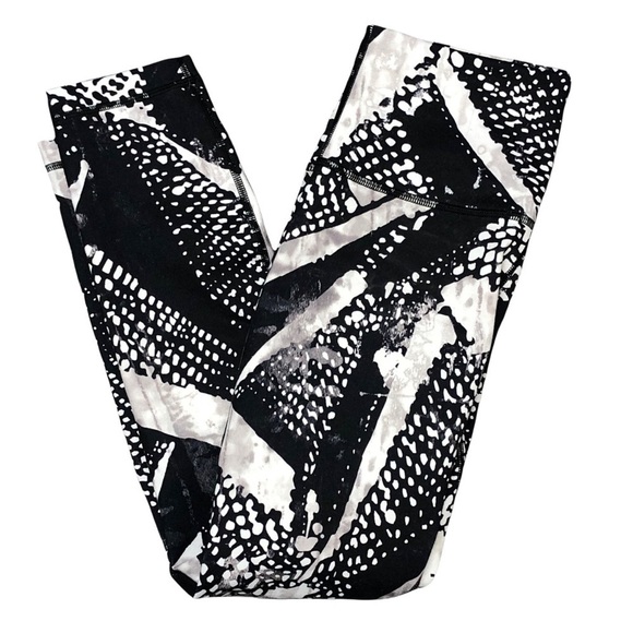 Lululemon Wunder Under III (formerly High Times) cropped pants static mist 8 - Picture 3 of 7